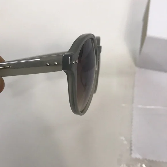 NWT LINDA FARROW Luxe LFL/40/13 Sunglasses